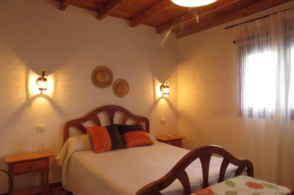 Casa La Lomada Guest House Telde Exterior photo