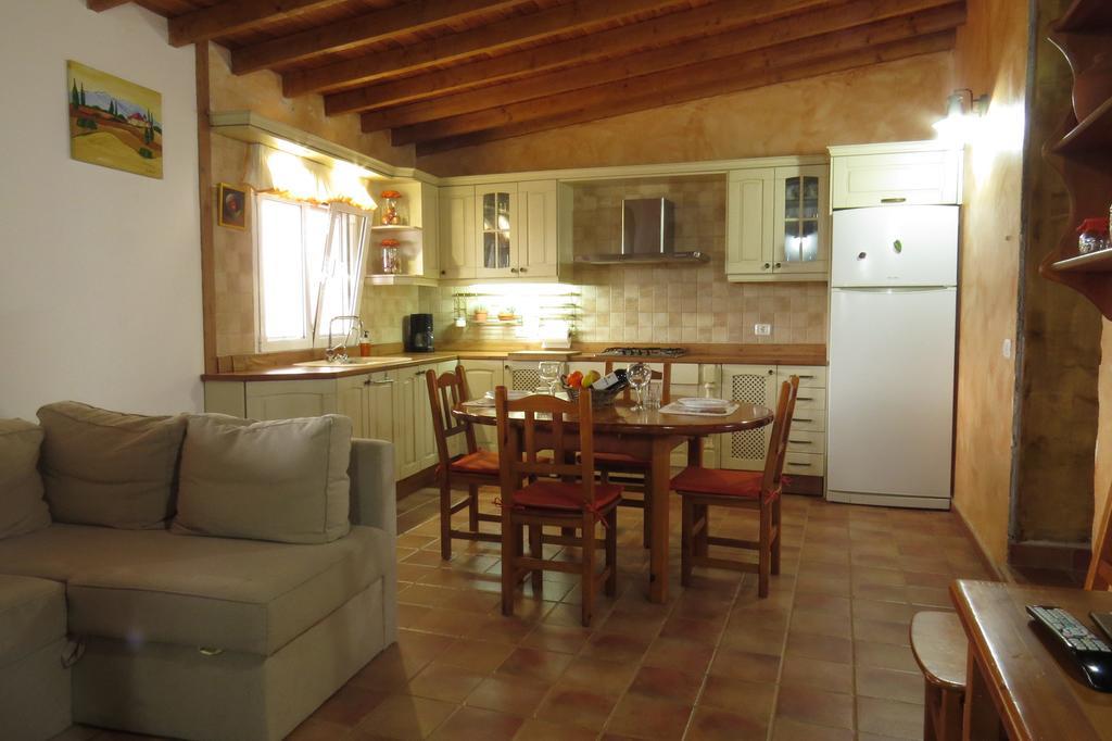 Casa La Lomada Guest House Telde Exterior photo